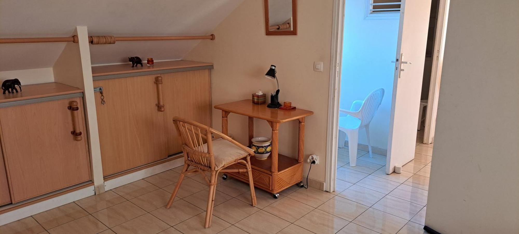 Logement Spacieux Deux Pieces A Baie Mahault Eksteriør billede